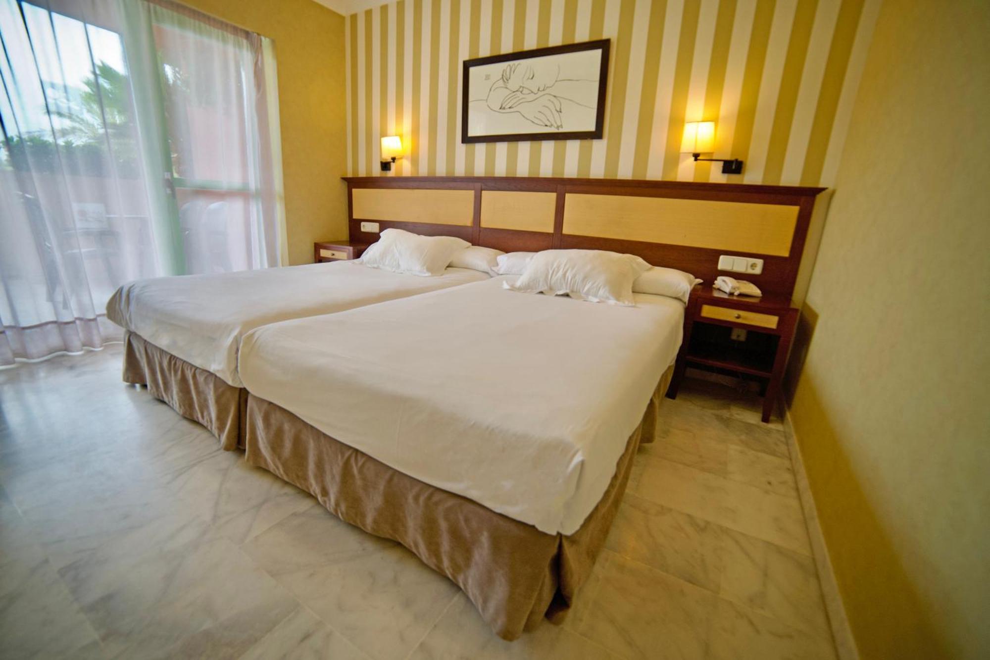 Holiday World Resort Benalmádena Dış mekan fotoğraf