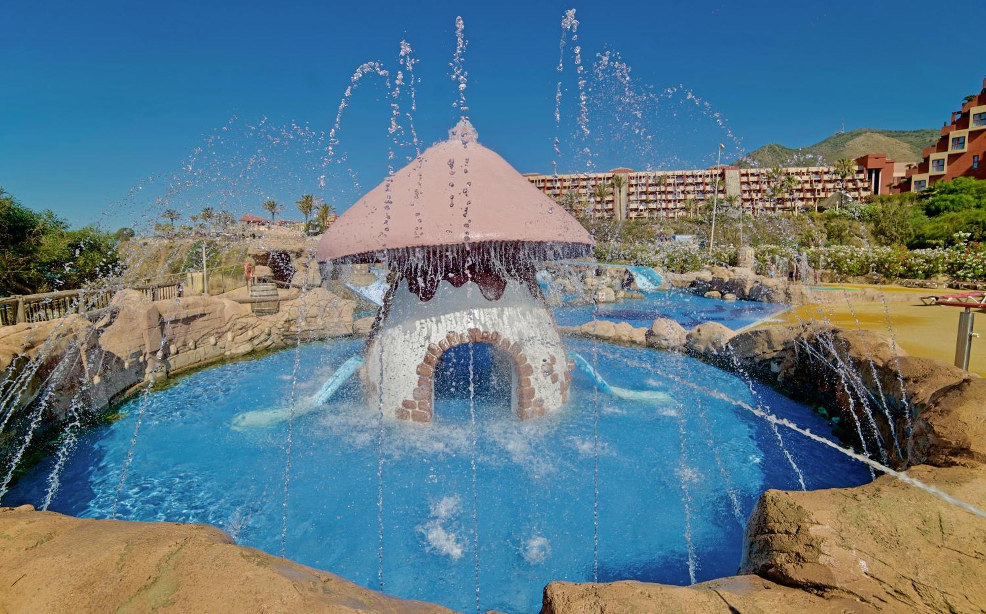 Holiday World Resort Benalmádena Dış mekan fotoğraf